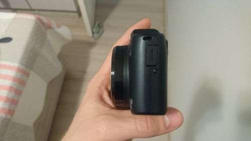 Canon SX160IS camera with 16x optical zoom