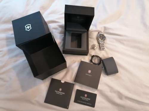 VICTORINOX INOX SWISS ARMY MENS AUTOMATIC WATCH