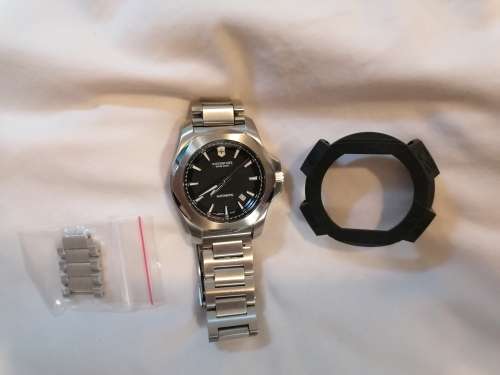 VICTORINOX INOX SWISS ARMY MENS AUTOMATIC WATCH