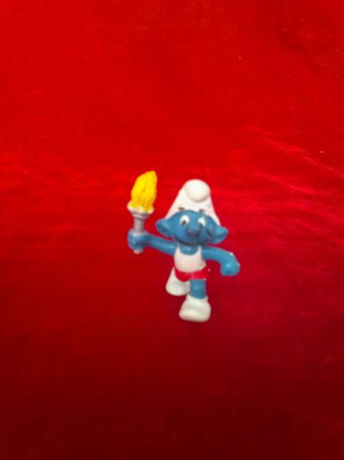 VINTAGE SMURF SCHLEICH PEYO FIGURE