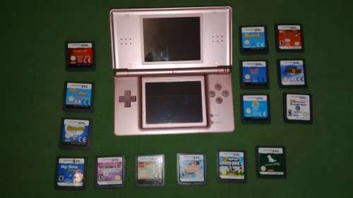 Nintendo DS Lite + 15 Games in Perfect Working Condition