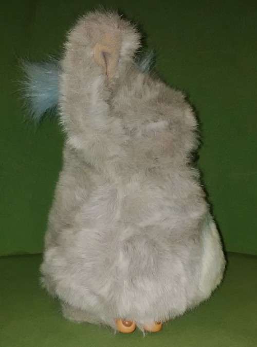 Large Furby, 2005 Tiger Electronics, Grey and Blue With Blue Eyes, Hasbro, Works Perfectly