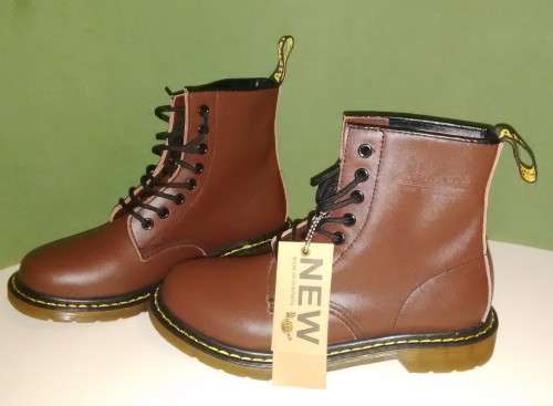 Dr. Martens Original New Size :40 Brown Genuine Leather Boots