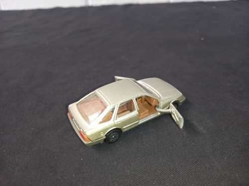 Vintage Corgi Ford Sierra 2.3 Ghia Die-cast Model With Opening Front Doors In Near Mint Condition