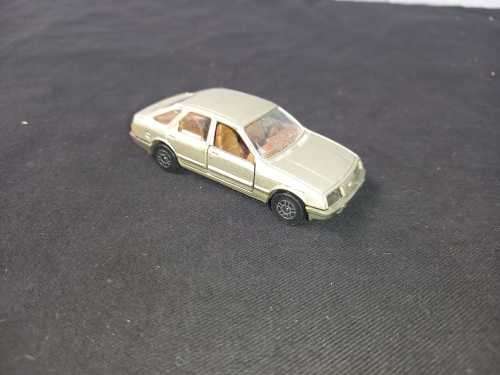 Vintage Corgi Ford Sierra 2.3 Ghia Die-cast Model With Opening Front Doors In Near Mint Condition