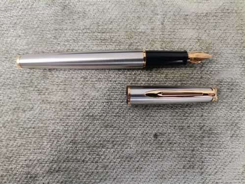Waterman Fountain Pen Matt Silver With Gold Tone Includes Box