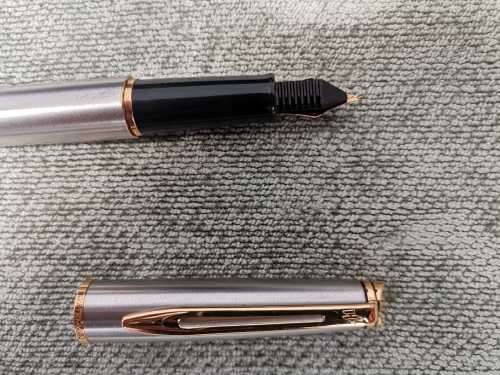 Waterman Fountain Pen Matt Silver With Gold Tone Includes Box