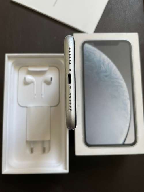 iPhone XR 64gb White