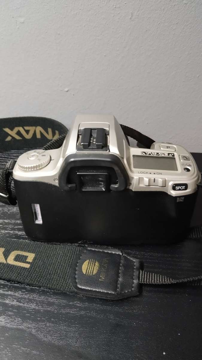 Minolta Dynax 404 Si