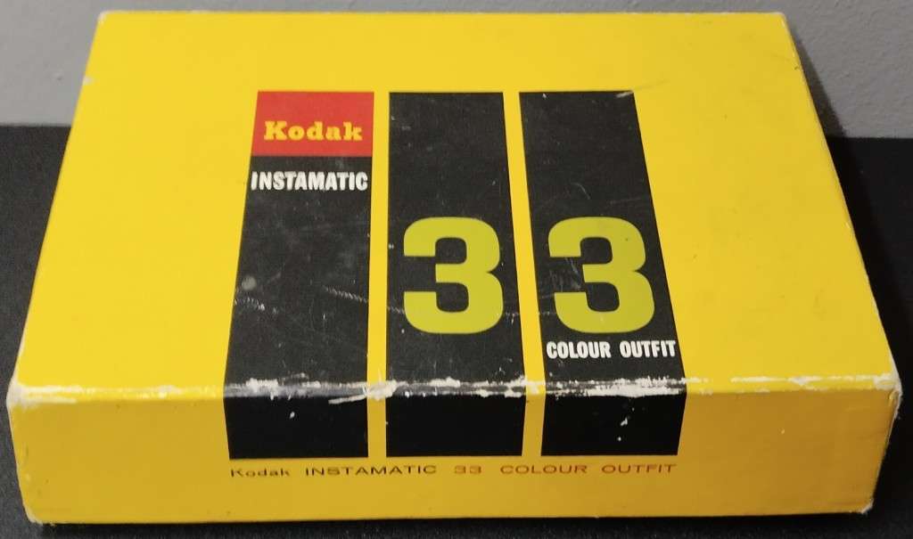 Vintage Kodak Instamatic 33 Colour Outfit Camera in Original Box