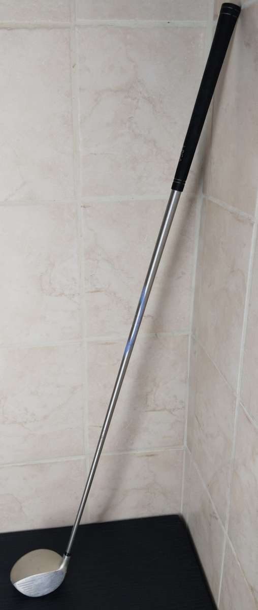 LPGA Golf Clubs - Driver, Putter + 3 Irons - See Photos - Good condition