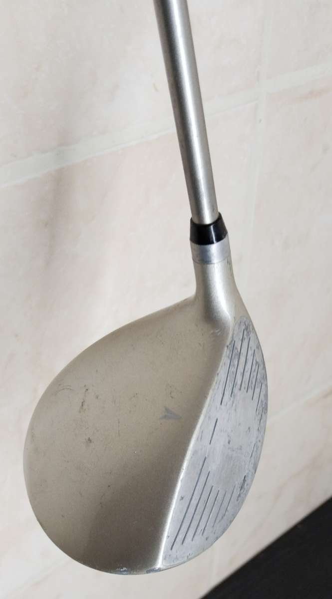 LPGA Golf Clubs - Driver, Putter + 3 Irons - See Photos - Good condition