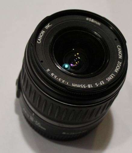 Canon EFS 18-55MM lens