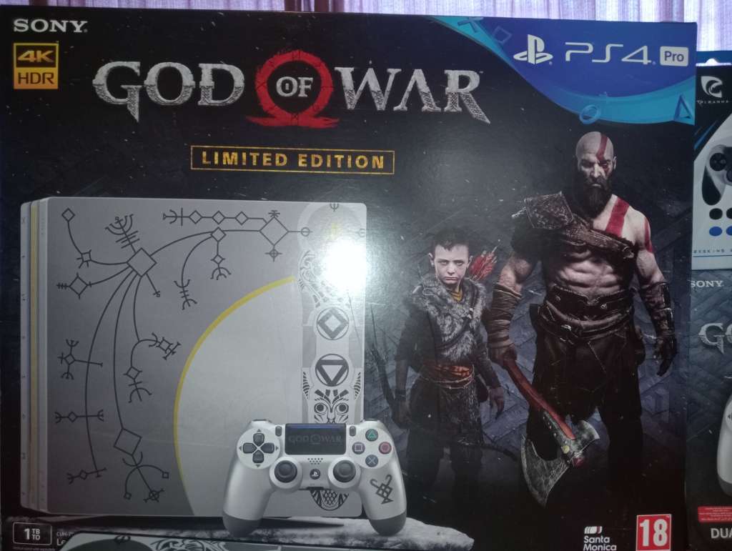PS4 PRO GOD OF WAR LIMITED EDITION 1TB CONSOLE BUNDLE