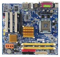 Intel Pentium E2140 1.6ghz  + Gigabyte 945GZM-S2  DDR2 Mainboard + 3GIGS DDR2 Memory +  5 Free Games