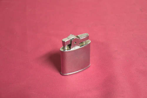 VINTAGE OMEGA LIGHTER PAT.NO 412770