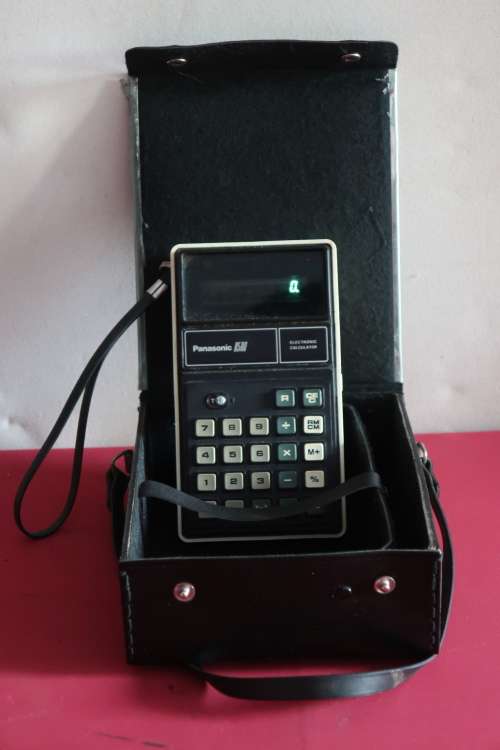 Rare PANASONIC JE-8500U ELECTRONIC CALCULATOR LED SCREEN _ IN EXCELLENT WORKING CONDITION