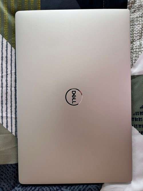 Dell XPS 13 7390