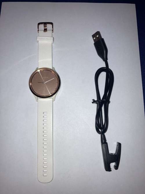 GARMIN WATCH VIVOMOVE HR SMARTWATCH - Rose Gold with White Silicone Strap and original charger