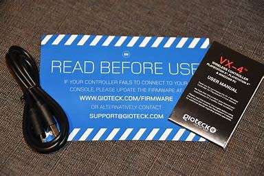 GIOTECK PREMIUM VX4 WIRED CONTROLLER - SILVER  (PS4) - Shop display model