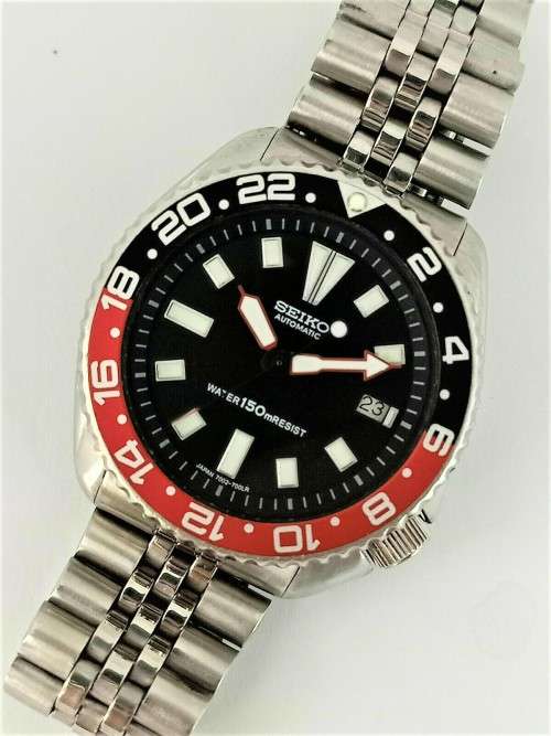 SEIKO DIVER 7002-7000 BLACK FACE MODDED AUTOMATIC MENS WATCH 452169   -   MINT CONDITION !!!