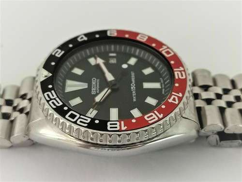 SEIKO DIVER 7002-7000 BLACK FACE MODDED AUTOMATIC MENS WATCH 452169   -   MINT CONDITION !!!