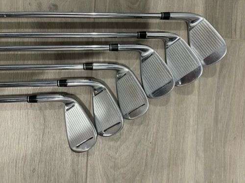 TAYLORMADE RSI I IRON SET (5-PW) with REAX 90 STIFF SHAFTS  - GREAT CONDITION  -  - FREE SHIPPING !!