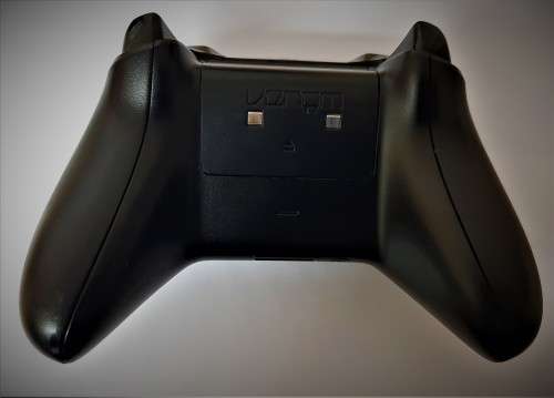 XBOX ONE WIRELESS  CONTROLLER    ( ORIGINAL )  - Good condition !!!   -  SAME DAY SHIPPING !!!