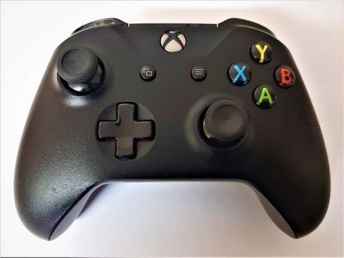 XBOX ONE WIRELESS  CONTROLLER    ( ORIGINAL )  - Good condition !!!   -  SAME DAY SHIPPING !!!