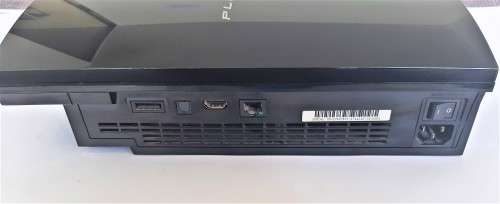 PS3 CONSOLE BLACK  60 GB + NEW & SEALED WIRED CONTROLLER  CABLES  -  (  DEAL  247 )