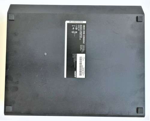 XBOX ONE CONSOLE + WIRELESS CONTROLLER + 5 GREAT GAMES (WORTH  R575) + ALL CABLES DEAL G27