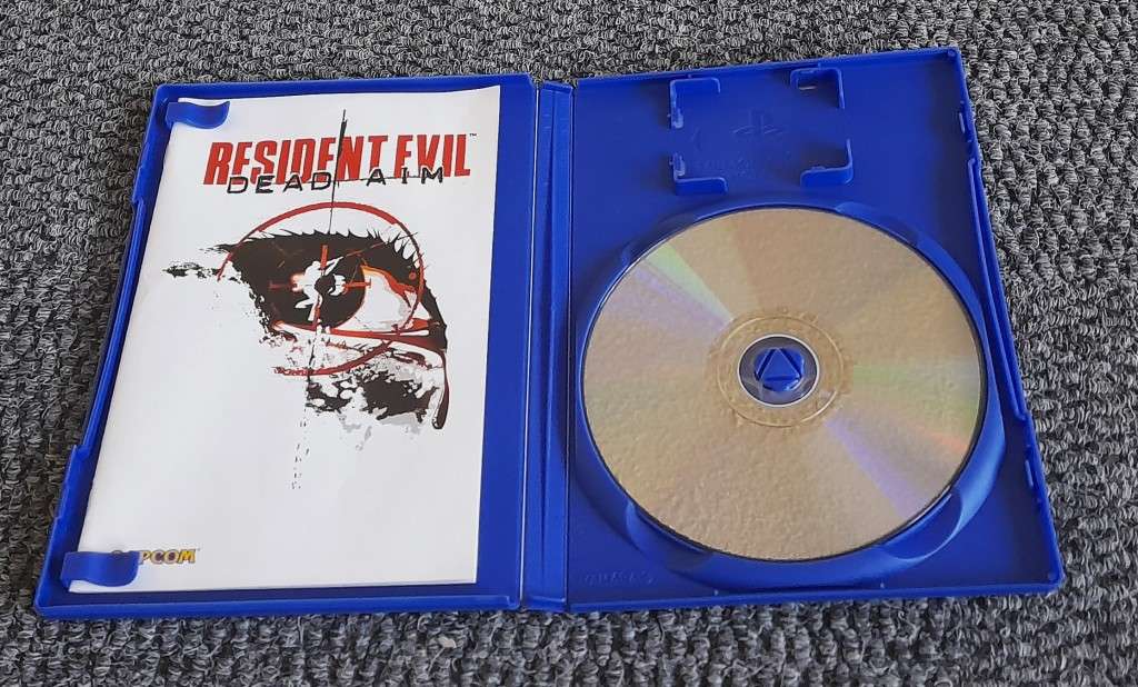 RESIDENT EVIL DEAD AIM    ( PS2 )   -    Good condition !!!   -  SAME DAY SHIPPING  !!!