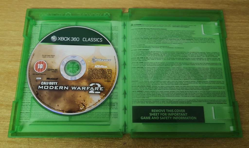 Call of Duty Modern Warfare 2 MW2 Xbox One & Xbox 360  -  Great condition !!  -  Version Super Rare