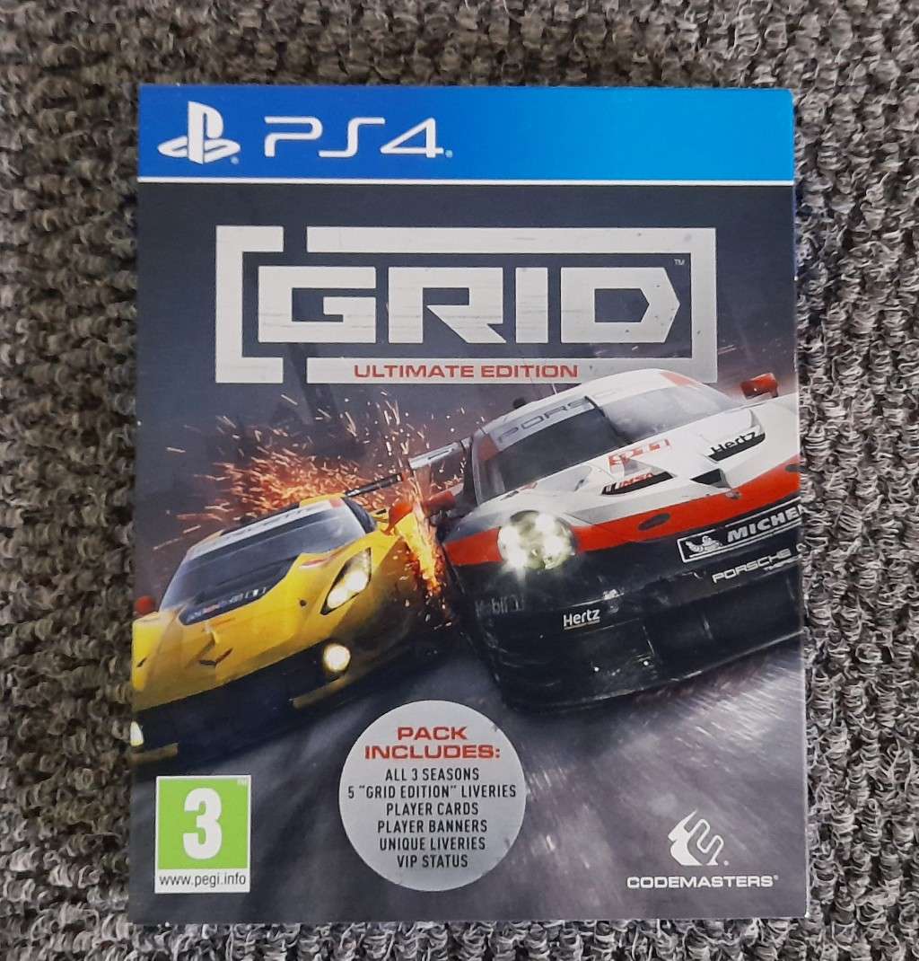 GRID ULTIMATE EDITION   (PS4)