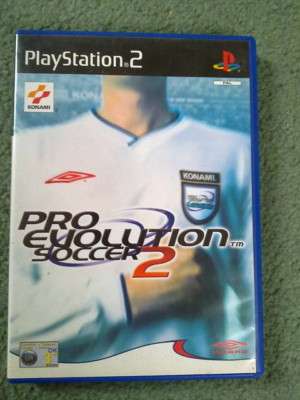Pro Evolution Soccer 2  PS2 PLAYSTATION 2 game Good condition  bid to win!!