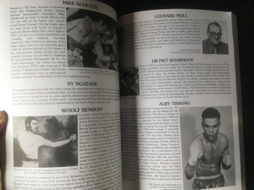 TRUMPETS AND DRUMBEATS, TERRY PETTIFER, R75.