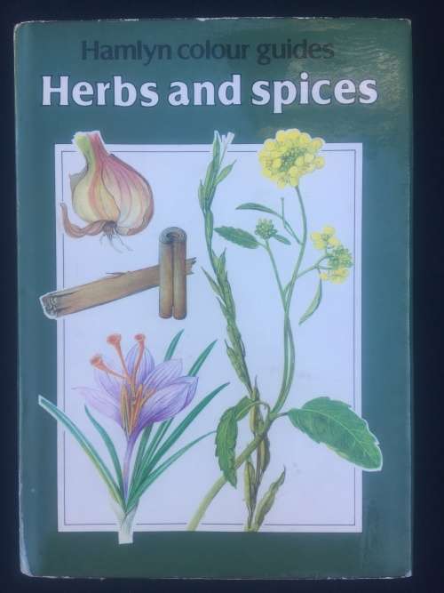 HERBS AND SPICES, HAMLYN COLOUR GUIDES, R55.