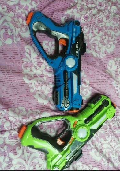 Set of 2 Laser tag guns.