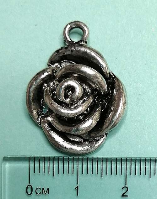 Rose charm in antique silver colour