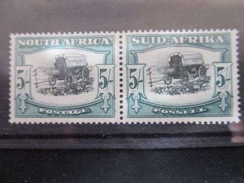 PAIR SACC 62 Vc MNH Vertical mark "thunder bolt"above tent