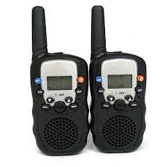 2 SET WALKIE TALKIE UP TO 8KM