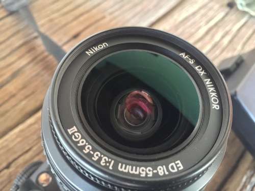 Nikon D3100 (Body + Lens)