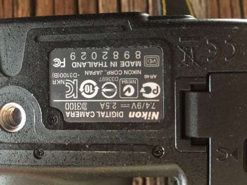 Nikon D3100 (Body + Lens)