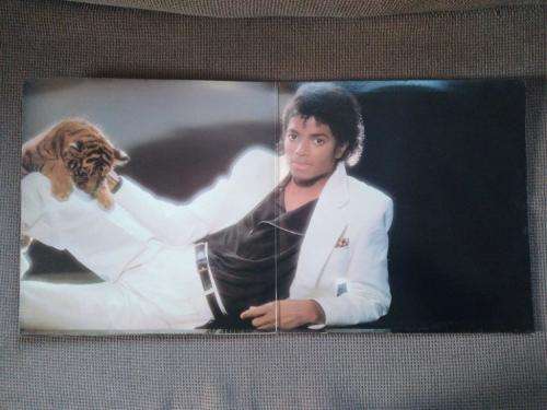 Michael Jackson - Thriller - Vinyl LP record - Epic Records - 1982 - VG+