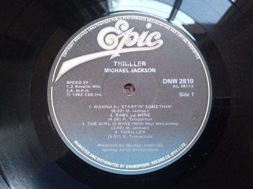 Michael Jackson - Thriller - Vinyl LP record - Epic Records - 1982 - VG+