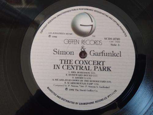 Simon & Garfunkel - The Concert In Central Park - Double Vinyl LP record - With Booklet - 1982 - VG+
