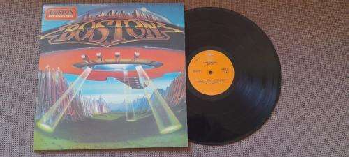 Boston - Don`t Look Back - Vinyl LP record - Epic Records - 1976 - VG+