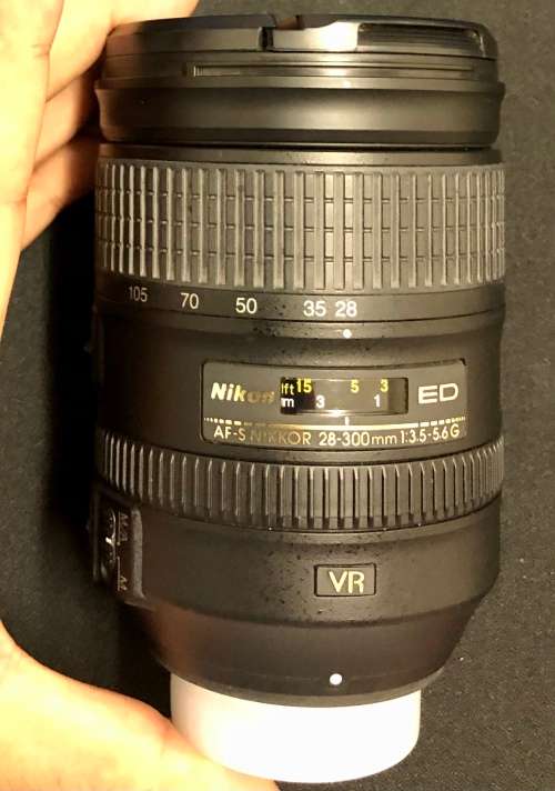 NIKON AF-S 28-300mm F3.5-5.6 G VR ED IF LENS