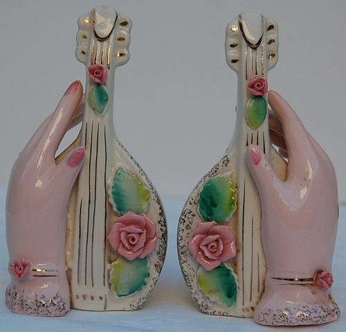 *** KITCH *** SALT & PEPPER SET *** KITCH ***