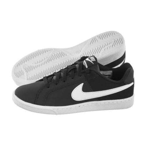 Nike Women`s Court Royale Black/White 749867-010 - Size 4